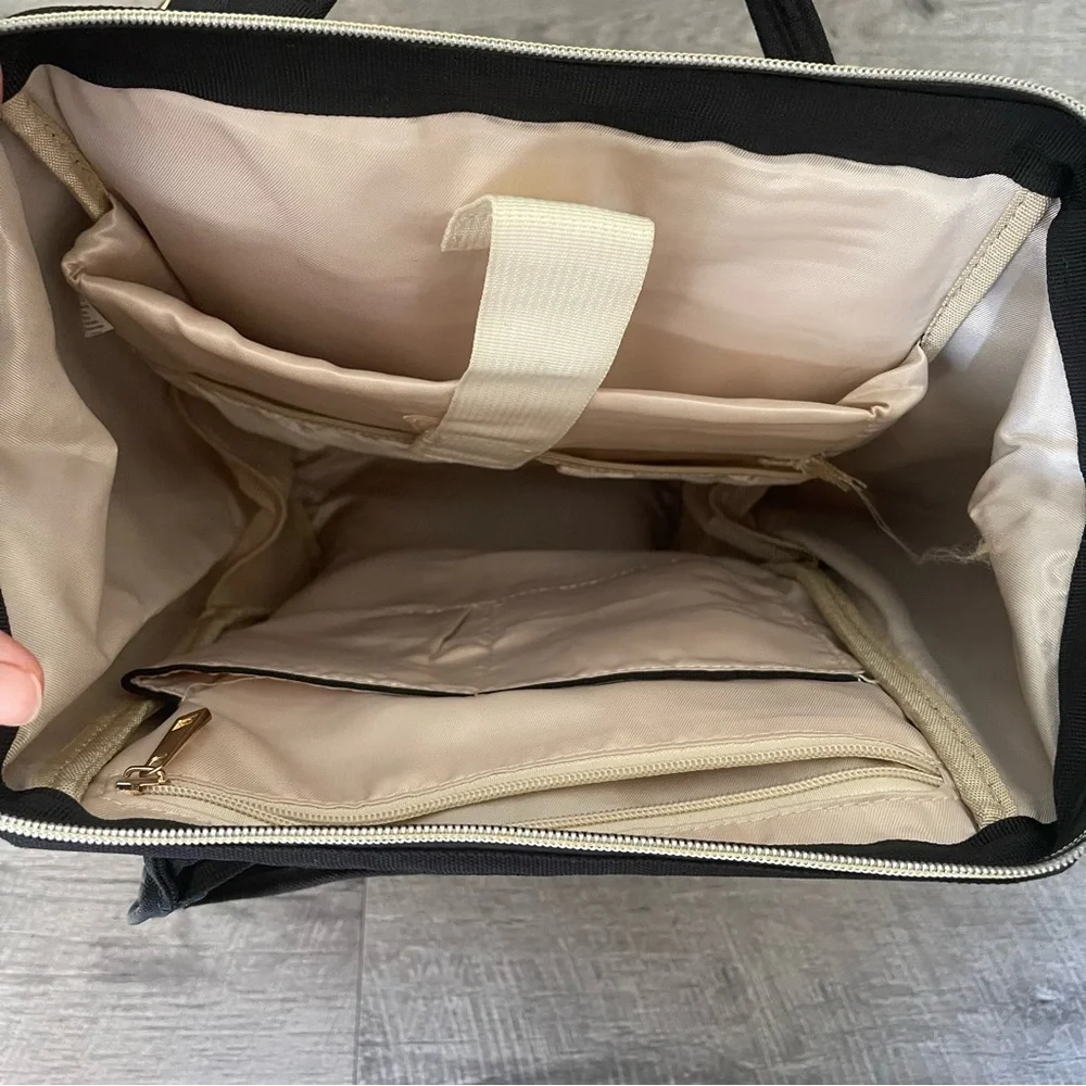 Lily & Drew Black Backpack - Picture 6 of 7